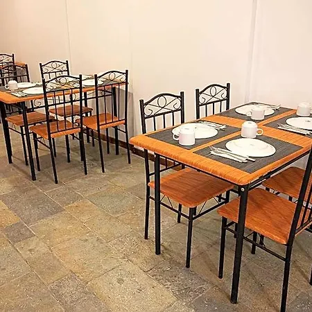 Dionysos Hotel