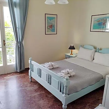 Dionysos Hotel Galatás